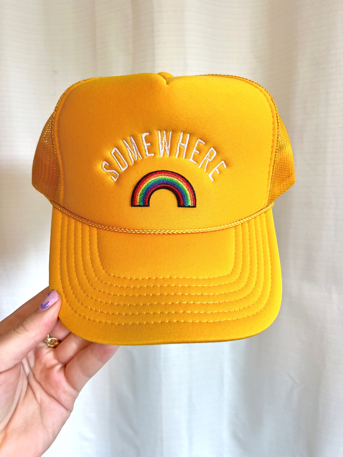‘OVER THE RAINBOW’ TRUCKER HAT
