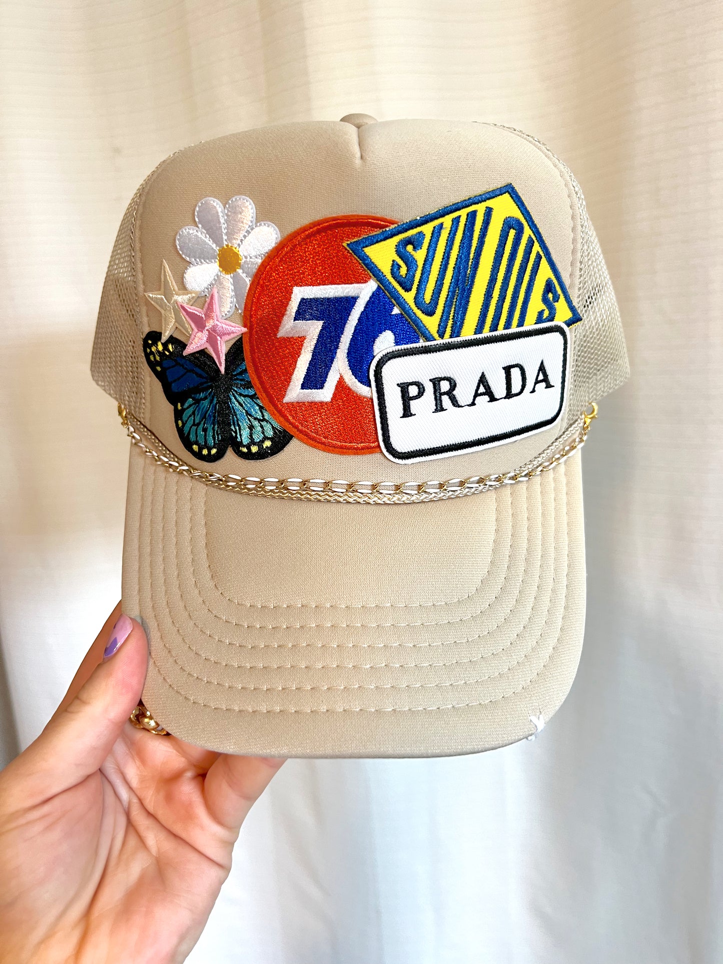 ‘VINTAGE MODERN’ PATCH TRUCKER HAT